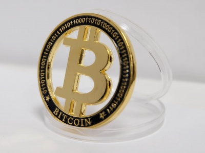 Сувенирная монета Bitcoin Сувенирная монета Bitcoin