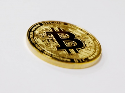 Сувенирная монета Bitcoin - золото Сувенирная монета Bitcoin - золото