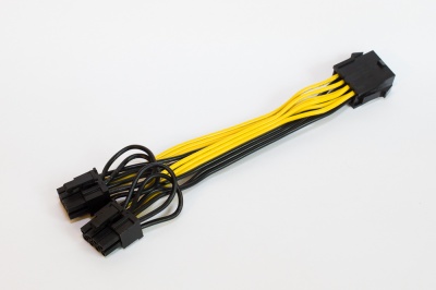 Переходник 8 pin CPU на 2x6+2 pin Переходник 8 pin CPU на 2x6+2 pin